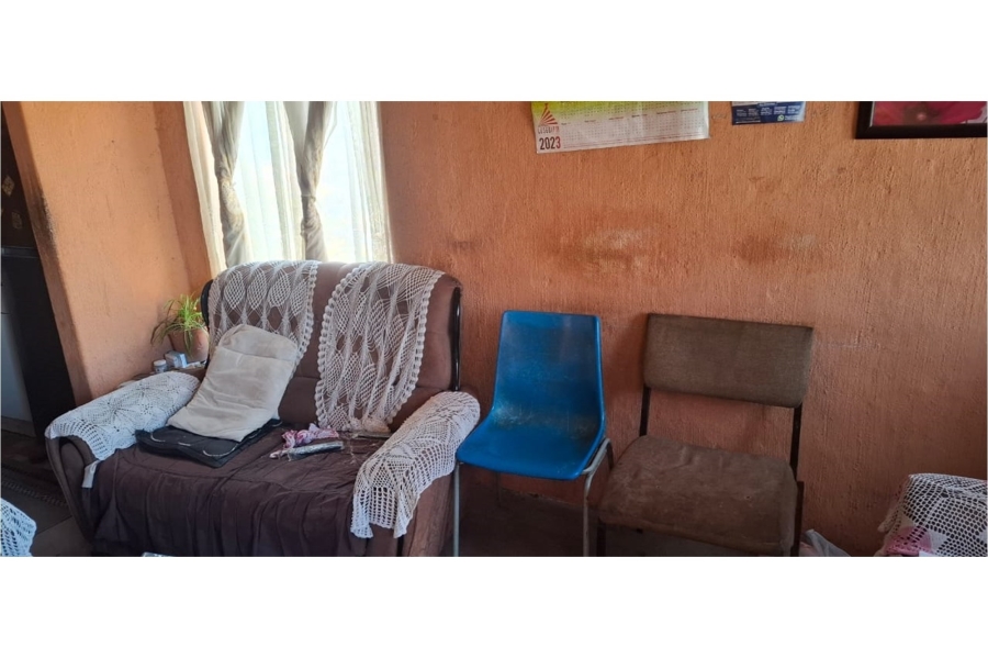 2 Bedroom Property for Sale in Thabong Free State